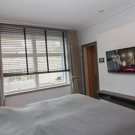 Апартаменты Strandhaus Oyster Хёрнум